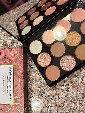 Laura Geller Pink & Bronze 12-Color Multi-Finish Eyeshadow Palette